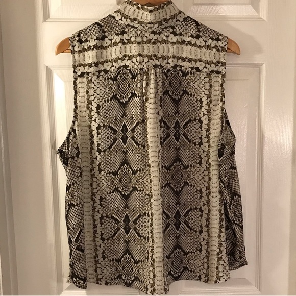 Women’s sleeveless J. Crew black label blouse size 2X - Picture 5 of 5